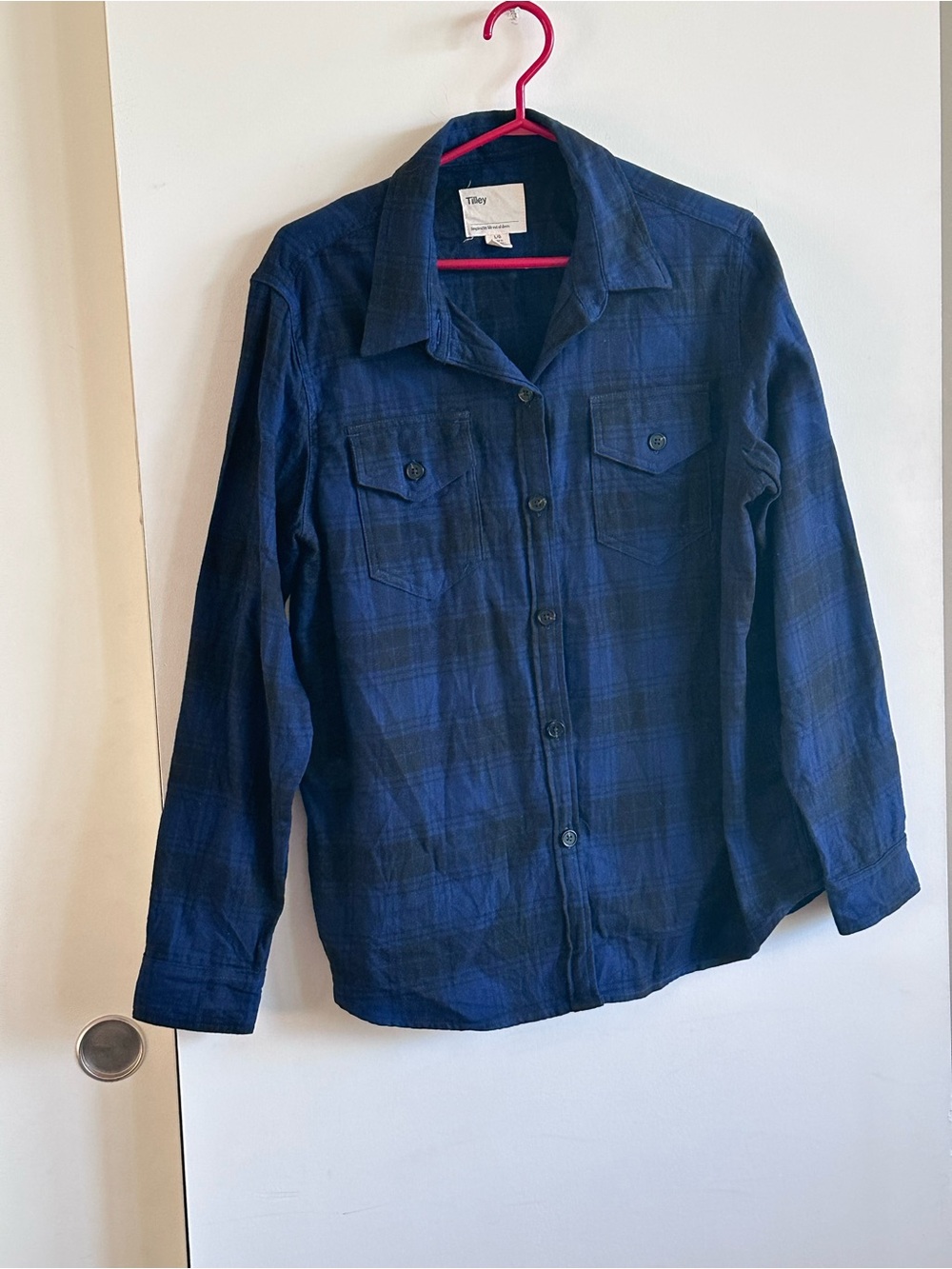 Tilly's Men's Dark Blue Plaid Button-Down Shirt
